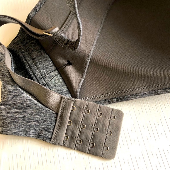 Maternity Nursing Bra - Picture 5 of 8